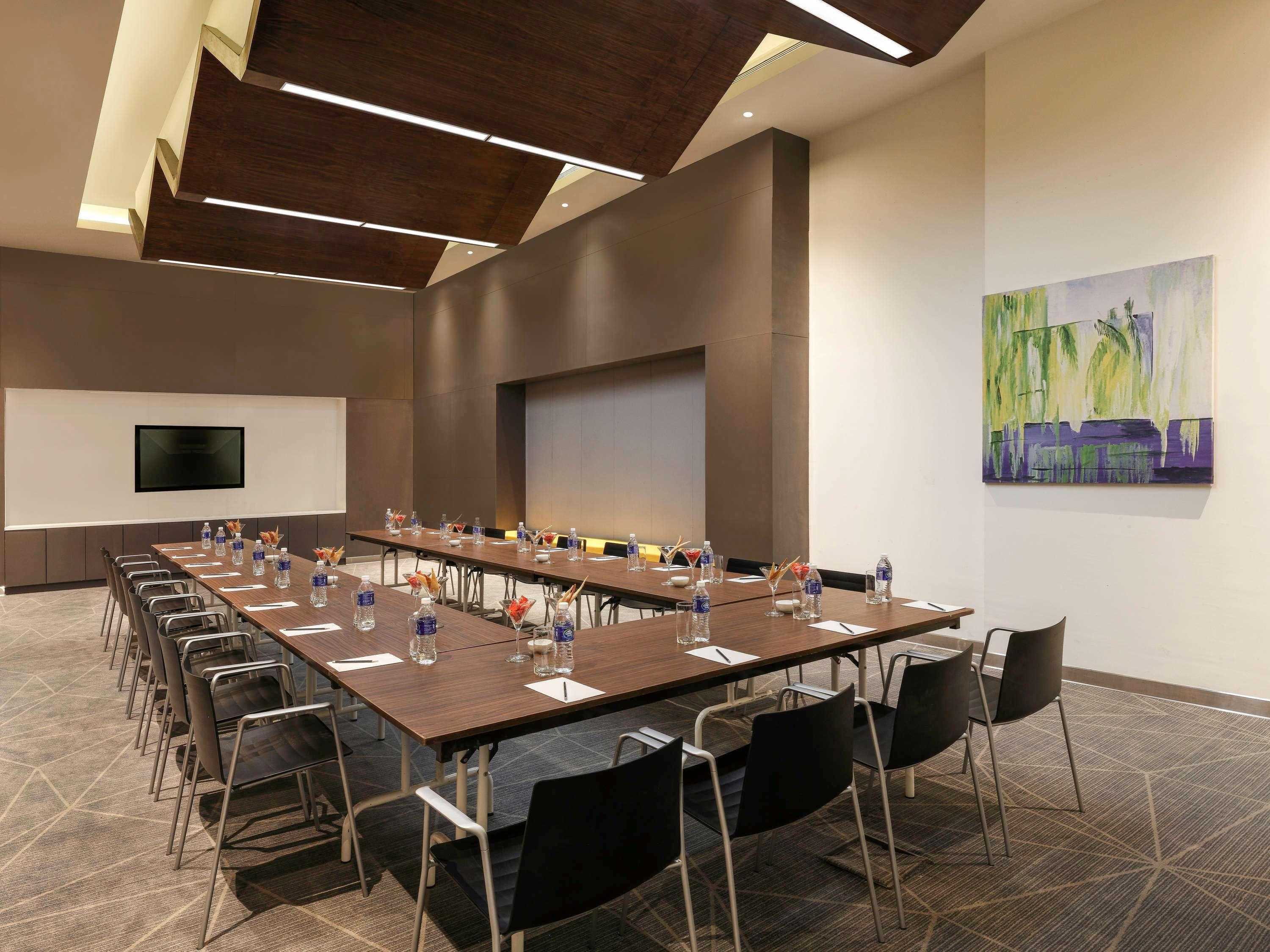 Ibis Kochi City Centre - An Accor Brand Bagian luar foto