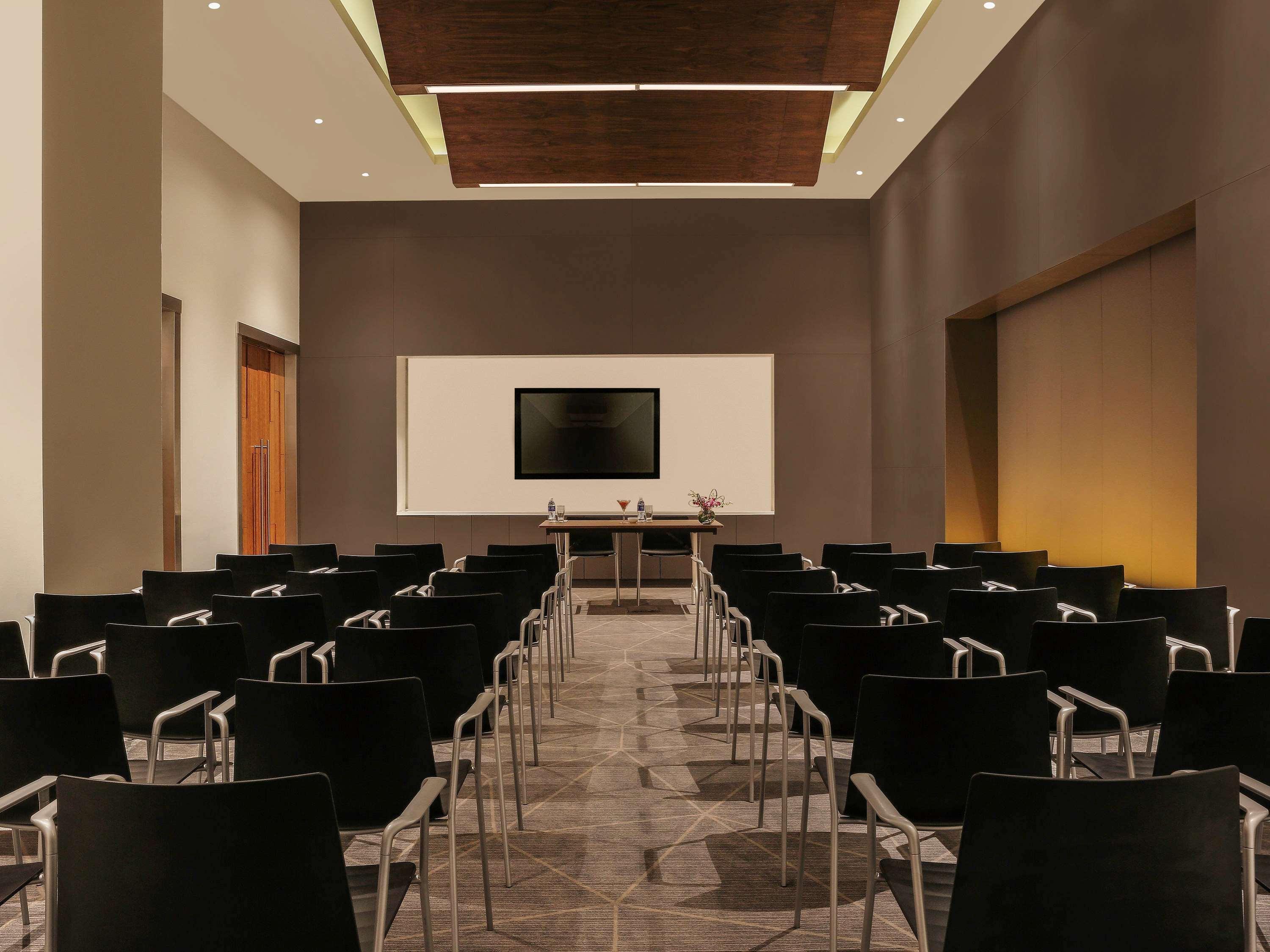 Ibis Kochi City Centre - An Accor Brand Bagian luar foto