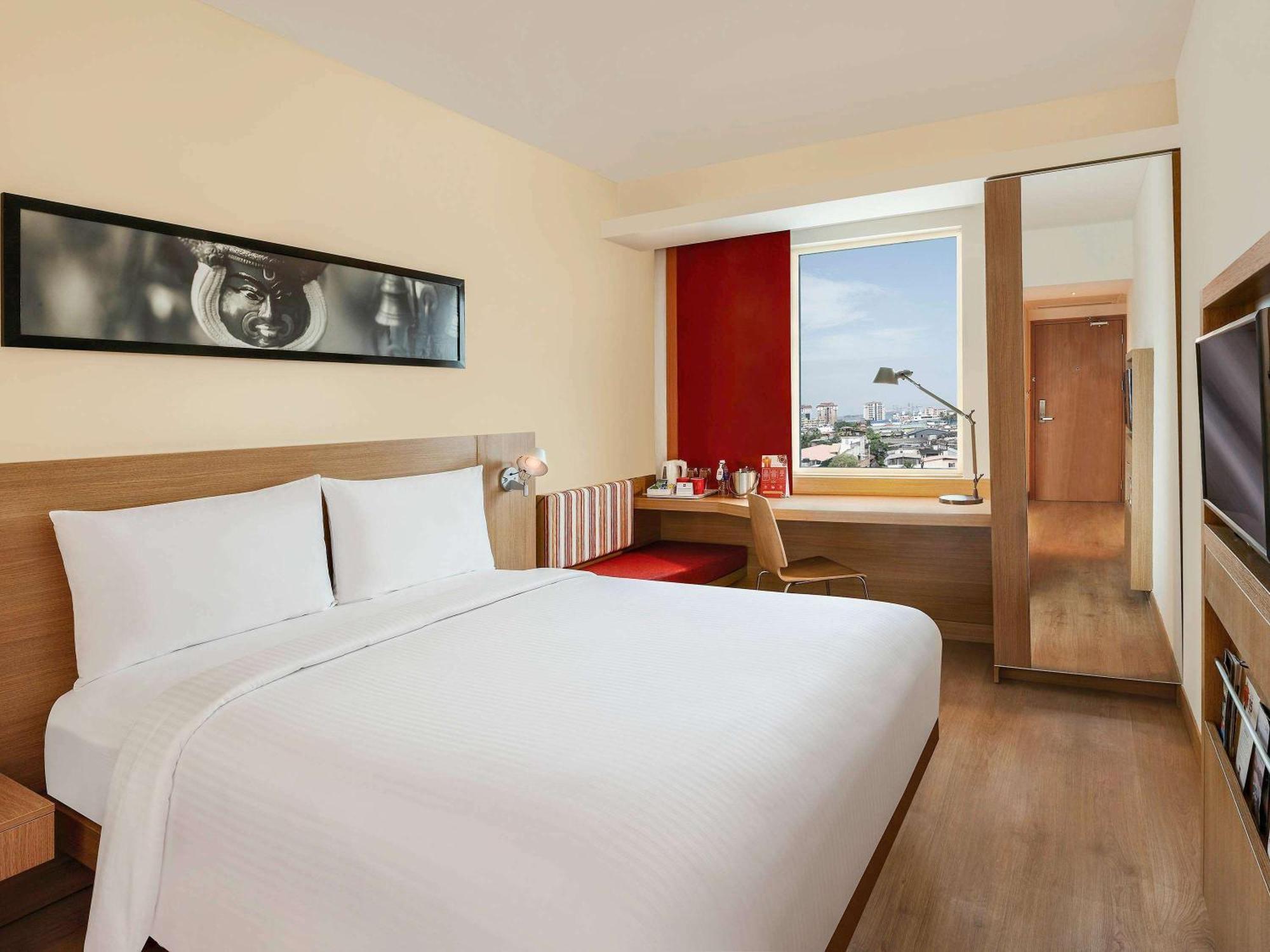Ibis Kochi City Centre - An Accor Brand Bagian luar foto