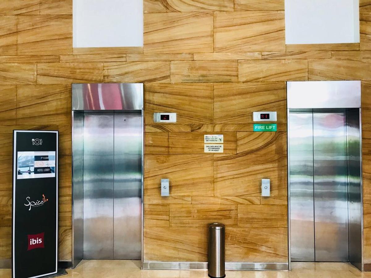 Ibis Kochi City Centre - An Accor Brand Bagian luar foto