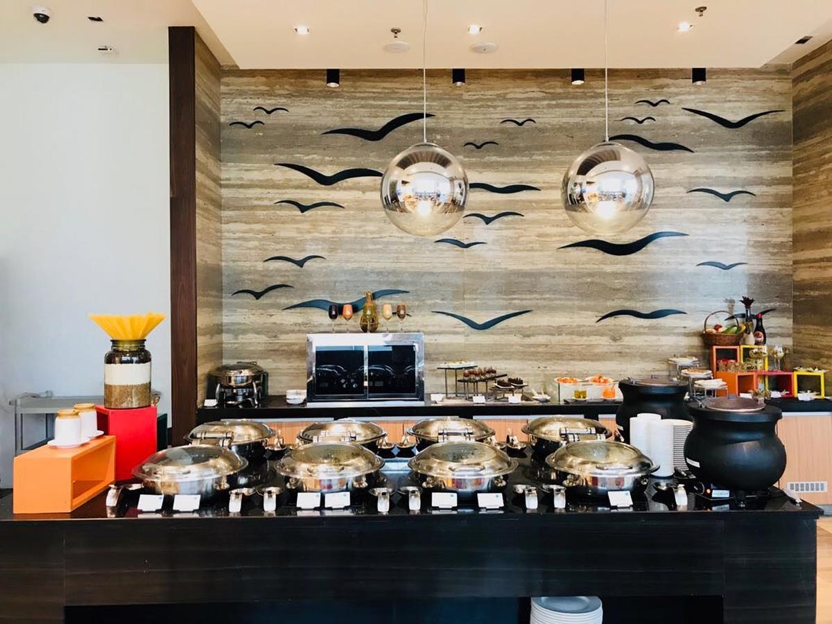 Ibis Kochi City Centre - An Accor Brand Bagian luar foto